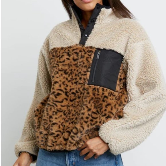 Rails Saga Leopard Print Teddy Quarter-Zip Pullover Jacket - Picture 1 of 10